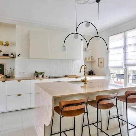 Apartman Beautiful And Modern For 5 People *